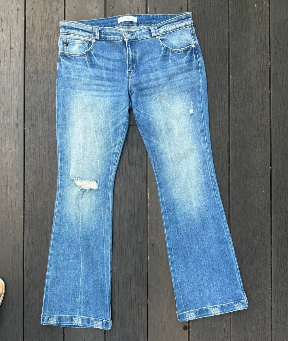 KanCan Distressed Flare Jeans Medium Wash Mid Rise 36 Waist 32 Inseam